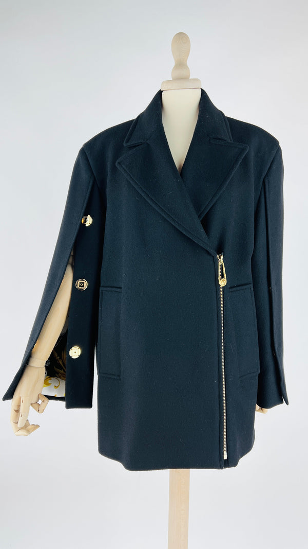 Caban in lana con spilla