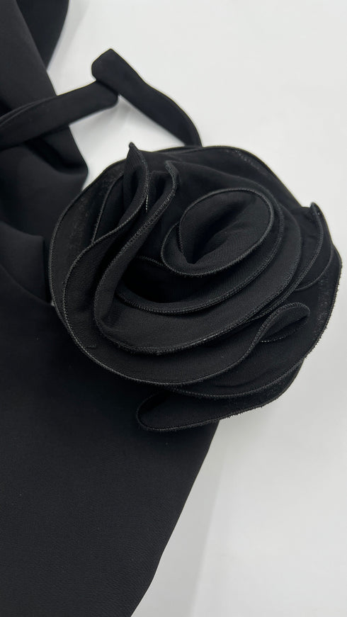 Abito lungo scollo all'americana