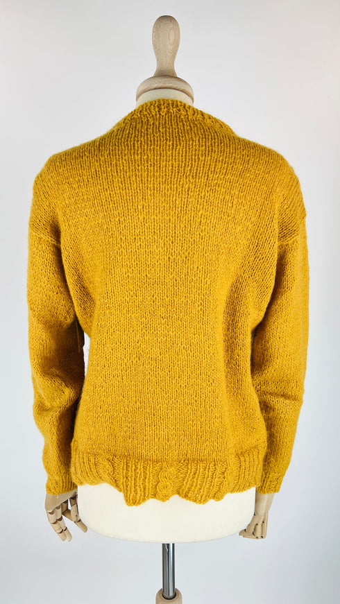 Maglia girocollo con volant