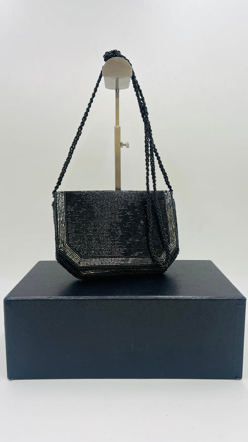 Borsa nera di perline