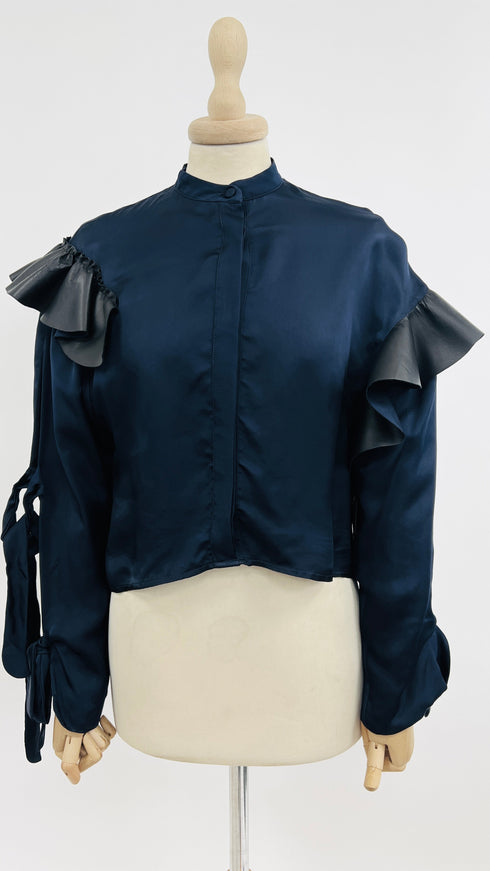 Camicia cropped con volant