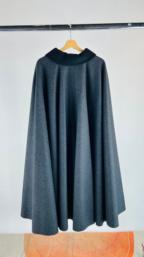 Cappa in panno di lana
