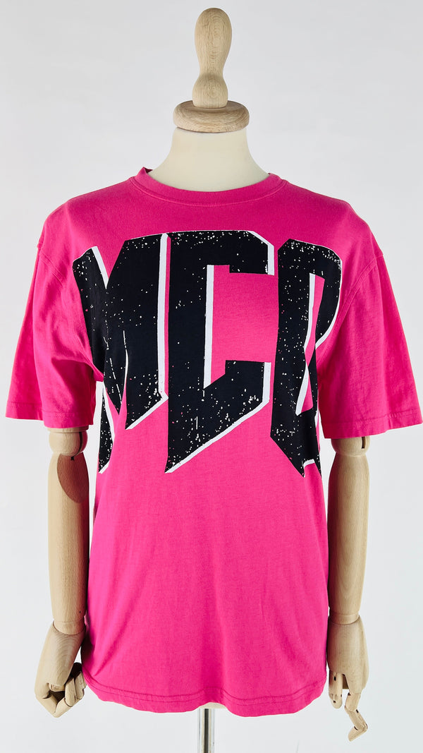 T-shirt logo