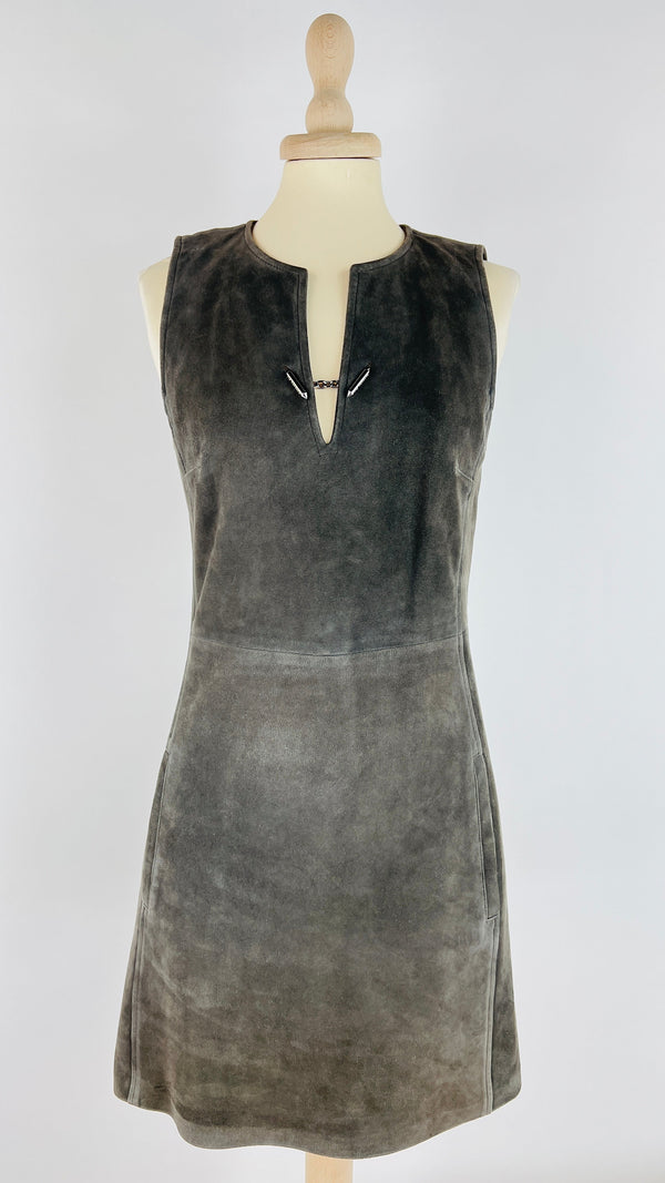 Abito smanicato suede